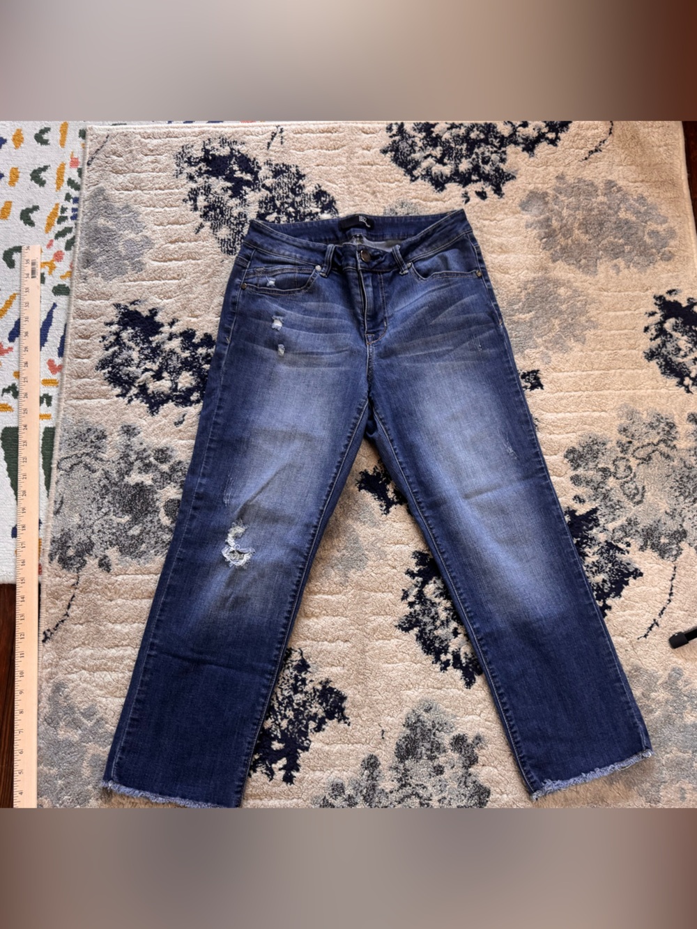 1822 Denim Distressed Blue Straight-Leg Jeans
